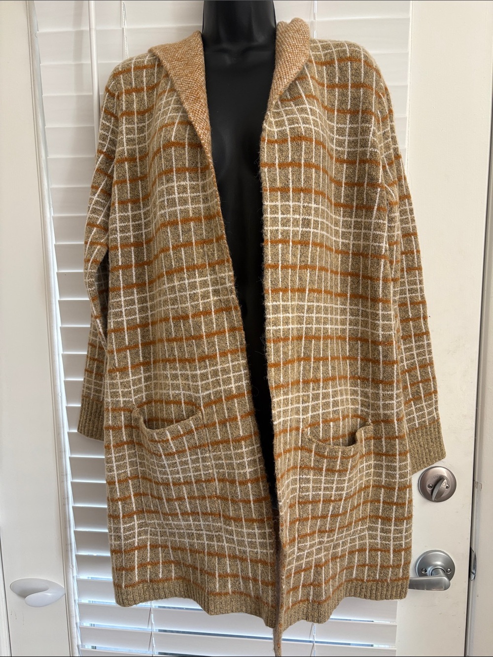 NWT Cyrus Plaid Open-Front FALL Hooded Preppy Cardigan in Camel and Cream SZ M